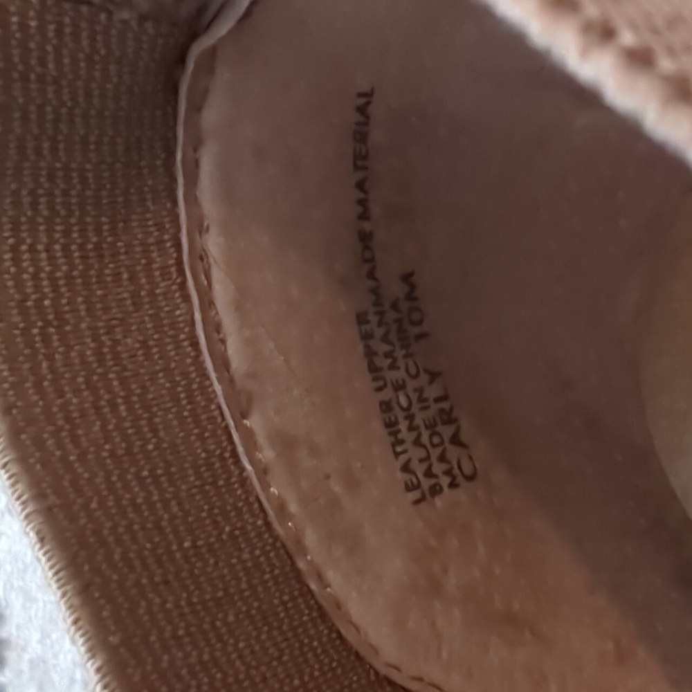 Wedge ankle bootie - Picture 11 of 12